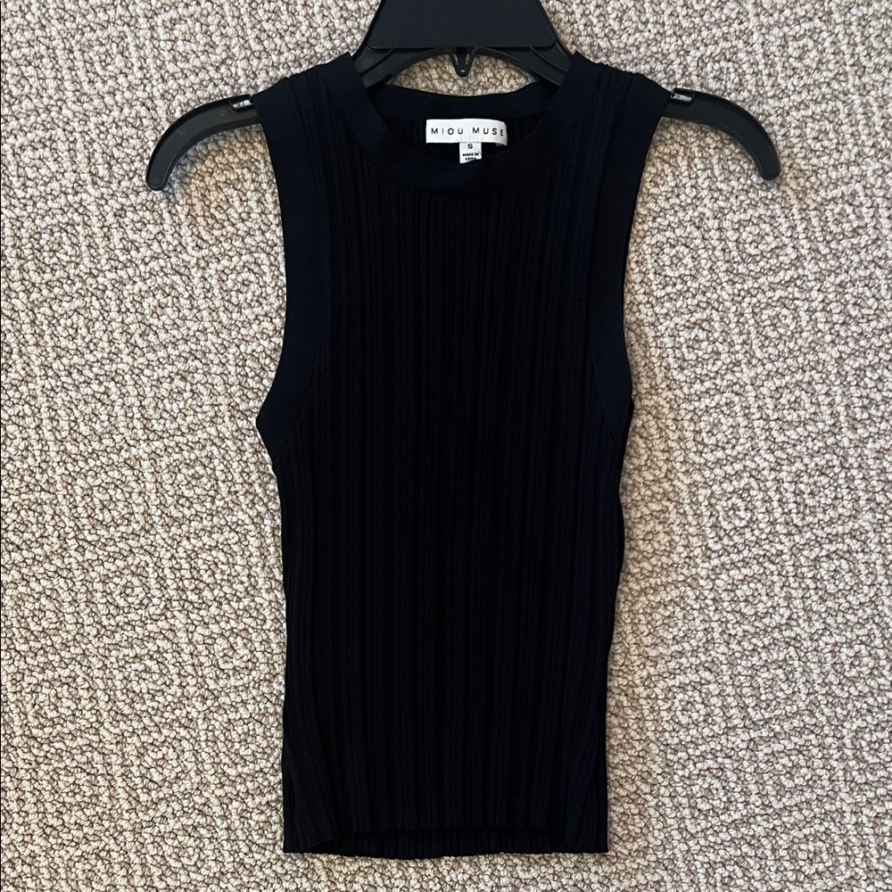 Mio Muse Classic Black Ribbed Tank Top